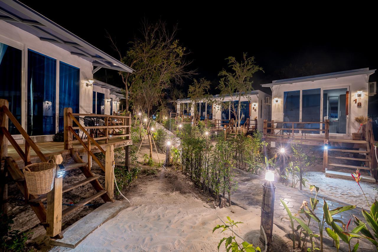 สรา รีสอร์ต Hotel เกาะรงสำลน ภายนอก รูปภาพ