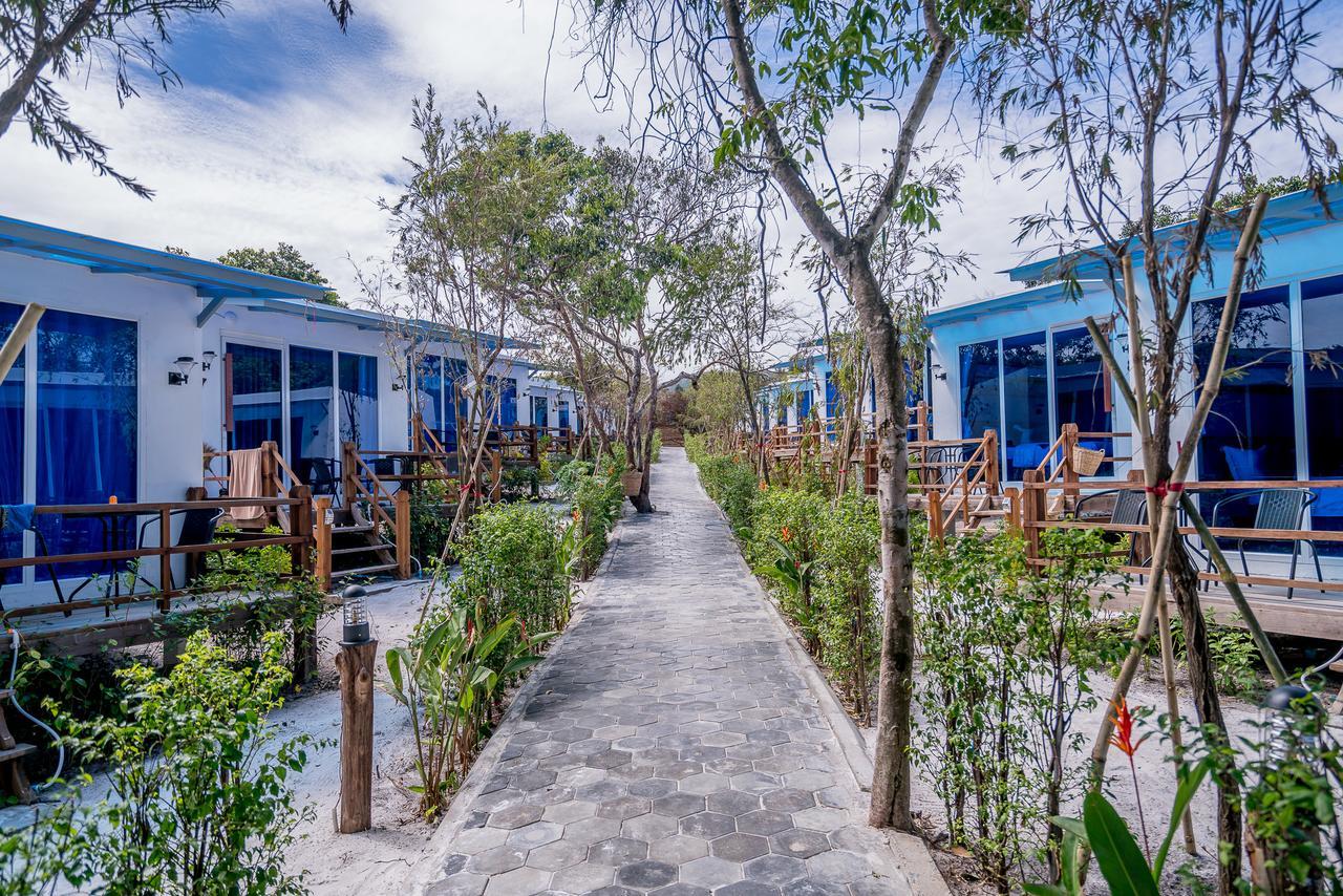 สรา รีสอร์ต Hotel เกาะรงสำลน ภายนอก รูปภาพ