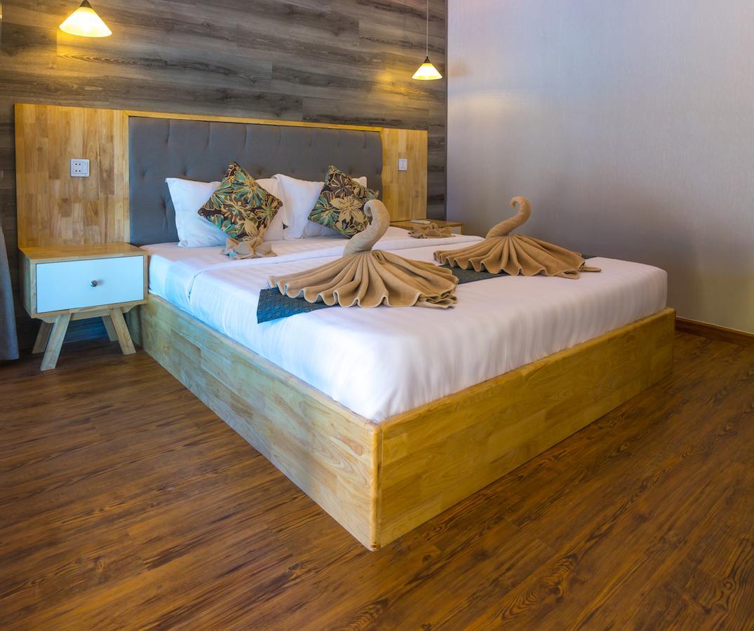 สรา รีสอร์ต Hotel เกาะรงสำลน ภายนอก รูปภาพ
